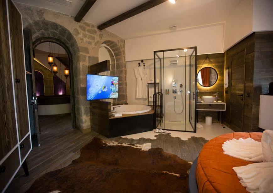 Cephanelik Boutique Hotel Trabzon Exteriör bild
